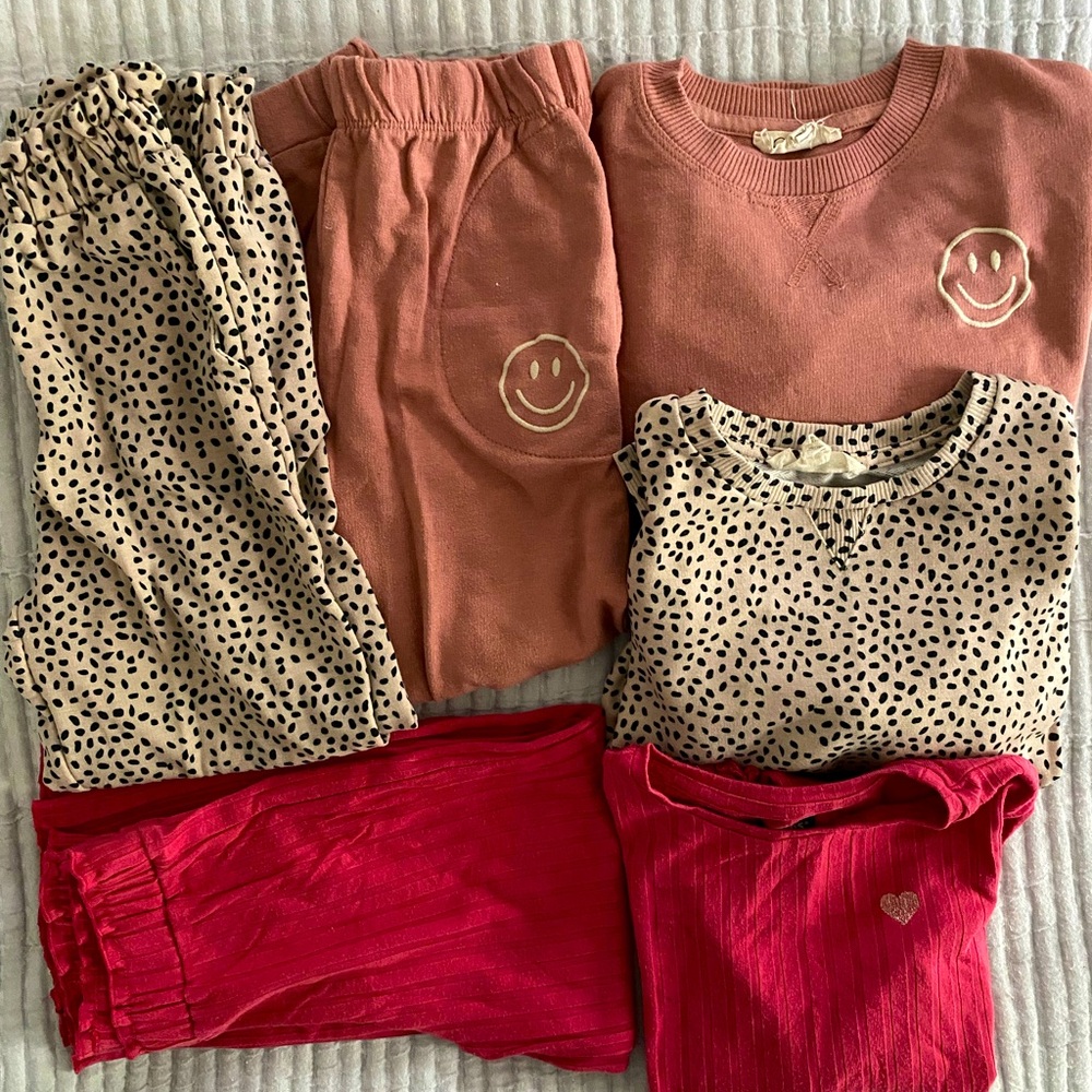 Girls matching sets size 5/6